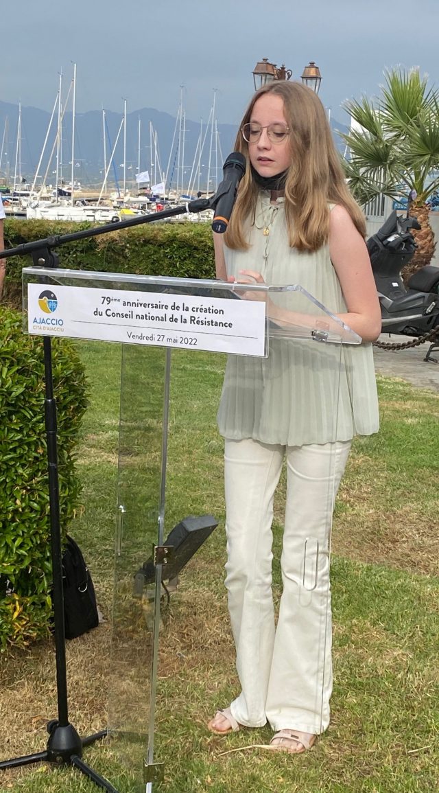 lecture d'un discours du Gl de Gaulle